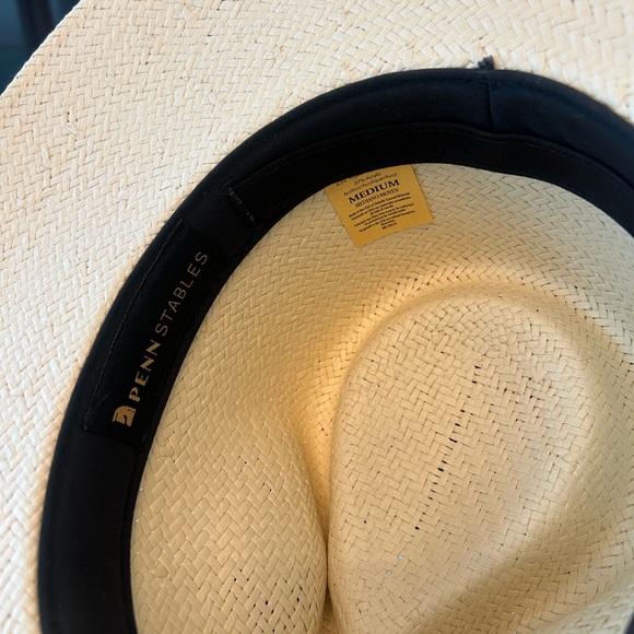 Penn Stables - Picture 3 of 3